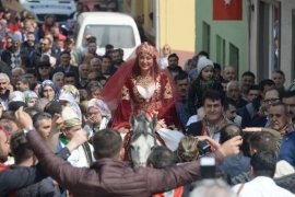 Osmangazi’de Köy Düğünü Geleneği Yaşatılıyor