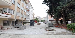 Mudanya'da 10 bin metrekare parke taşı döşeniyor