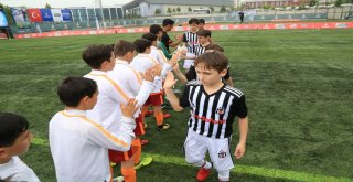 İBB Akademi Kupası Şampiyonu Galatasaray Oldu