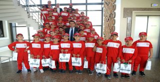 Başkan Dündar, Mardinli Terör Mağduru Çocukları Ağırladı