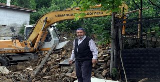 Evi Yıkılan Hasan Amcaya Osmangazi Belediyesi Sahip Çıktı