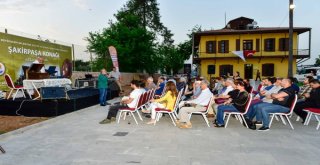 Tarihi Konaklarda Coşkulu Konserler