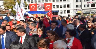 CHP BURSA İL ÖRGÜTÜ ATA’NIN HUZURUNDAYDI