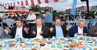  Edremit Şehit Hamdi Bey Meydanı’nda  5 bin kişilik iftar.