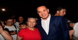 Adana’da Feride Hilal Akın Rüzgarı