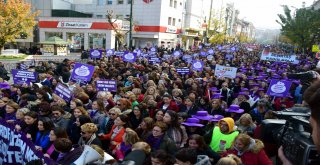 KADINLARIN SESİ BURSA’DA YANKILANDI: ŞİDDETE HAYIR!