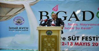 Bakan Fakıbaba ,Balıkesir'de mutlu  ayrıldı
