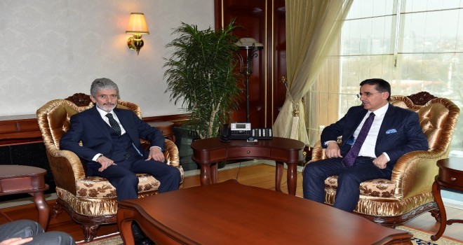 Ankara Valisi Topaca,Başkan Tuna'yı  ziyaret  etti.