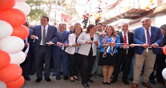 Aydın Karacasu Kültür Merkezi Coşkuyla Açıldı.