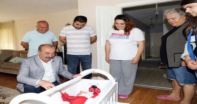 Başkan Türkyılmaz'dan Uğur Böceğine ziyaret