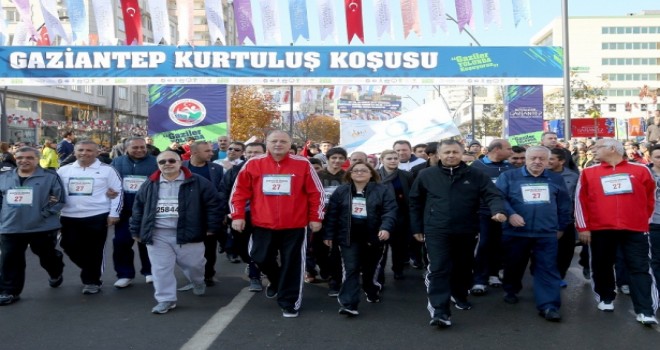 Gaziantep ,“Kurtuluş Koşusu”na yaklaşık 35 bin sporcu kayıt yaptırdı.