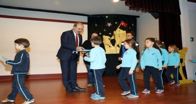 Başkan Türkyılmaz Atatürk'e mektup yazan öğrencilerle buluştu