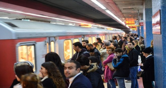 Başkent'te Ankaray ve Metro'da  günlük yolcu sayısı 500 bine ulaştı