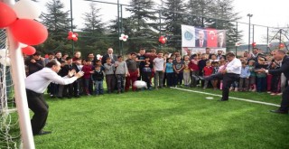 Bilecik İstasyon Mahallesi'ne yeni halı saha.