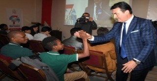 7 Bölgeden 7 Kıtaya Öğrenciler Osmangazi'de Buluştu