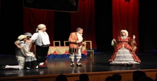 Kibarlık Budalası Bursalı sanatseverlerle buluştu