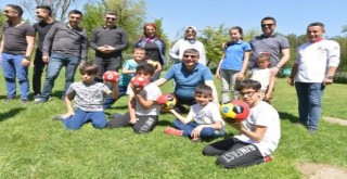Büyükşehir'e emanet çocuklar piknikte