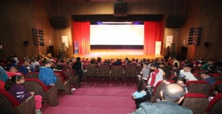 Batman Belediyesi'nden  çocuklara sinema şenliği