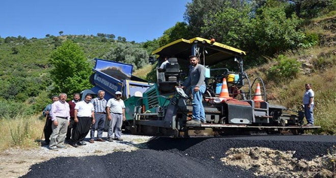 Alanya kırsalında sıcak asfalt sevinci