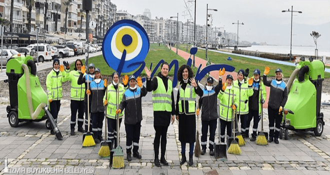 İzmir'in her yanına ' kadın eli ' dokunuyor