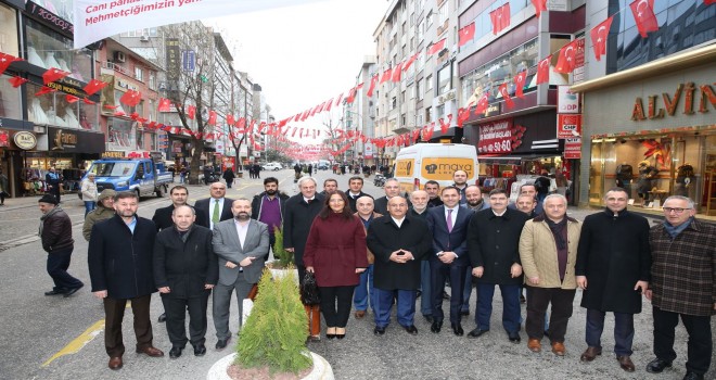 Başkan Hasan Can Yeni Güne Esnaflar İle Bir Araya Gelerek Başladı